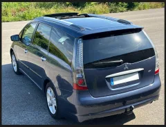 Mitsubishi Grandis 2010