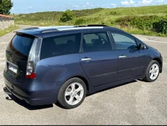 Mitsubishi Grandis 2010