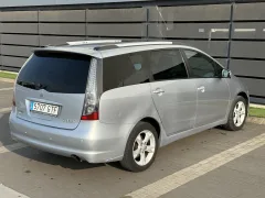 Mitsubishi Grandis Inform 2010