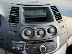 Mitsubishi Grandis Inform 2010