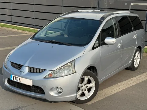 Mitsubishi Grandis Inform 2010